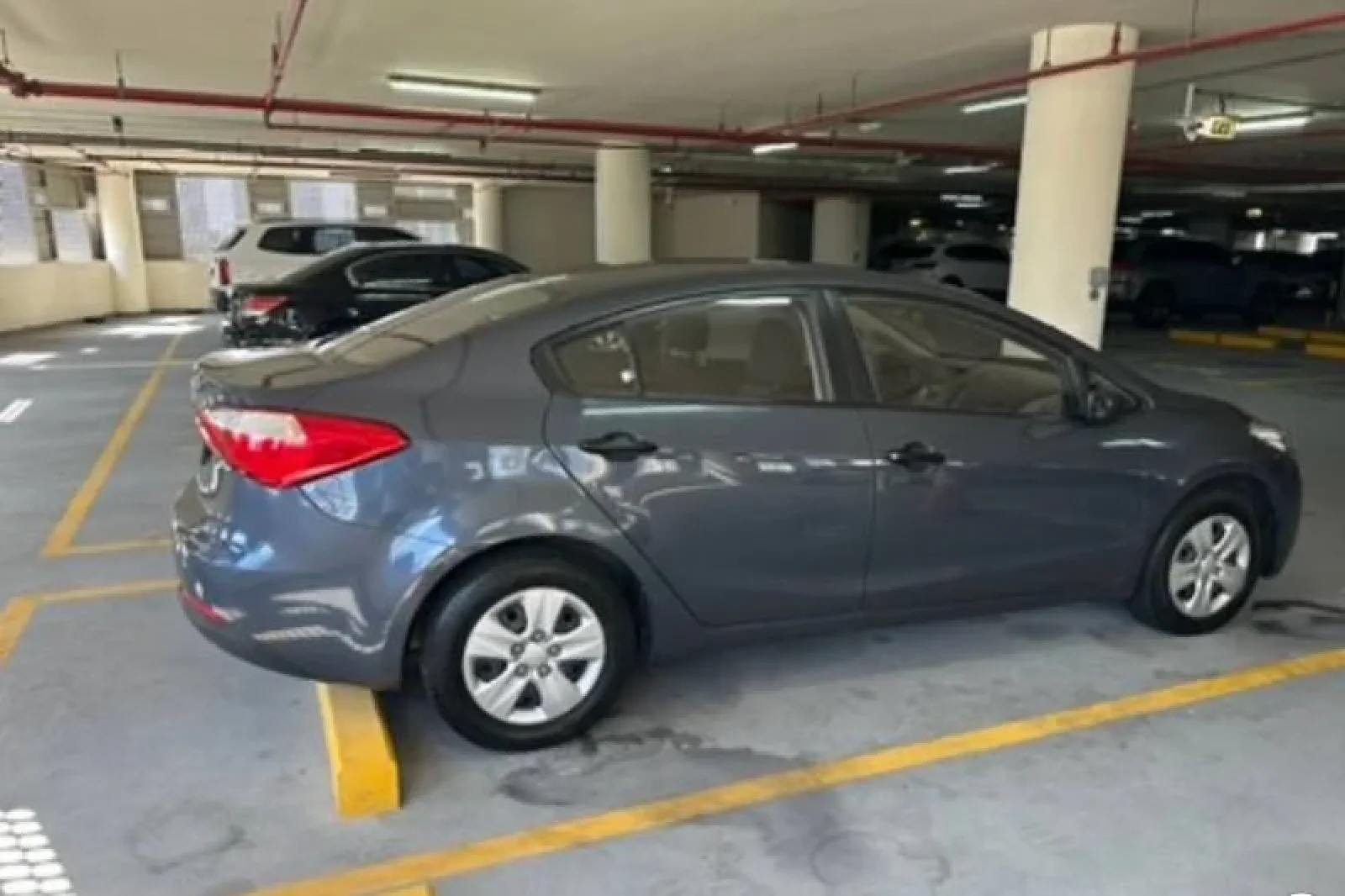 Miete Kia Cerato  Grau 2018 in der Dubai