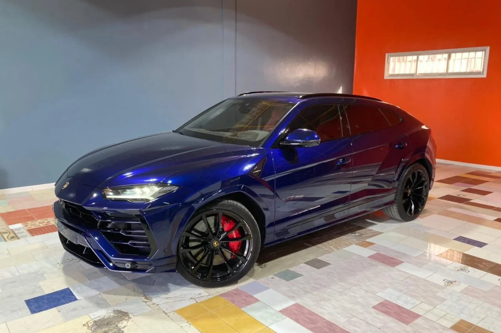 Affitto Lamborghini Urus  Blu 2022 in Dubai