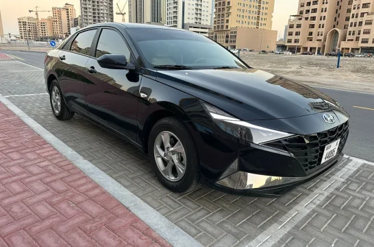 Hyundai Elantra Limited Negro 2023