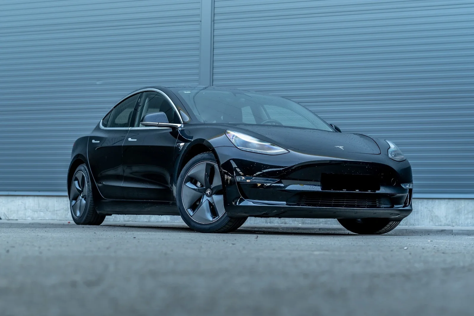 Аренда Tesla Model 3 Long Range Dual Motor Черный 2023 в Дубае