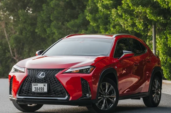 Lexus UX200 Kırmızı 2024