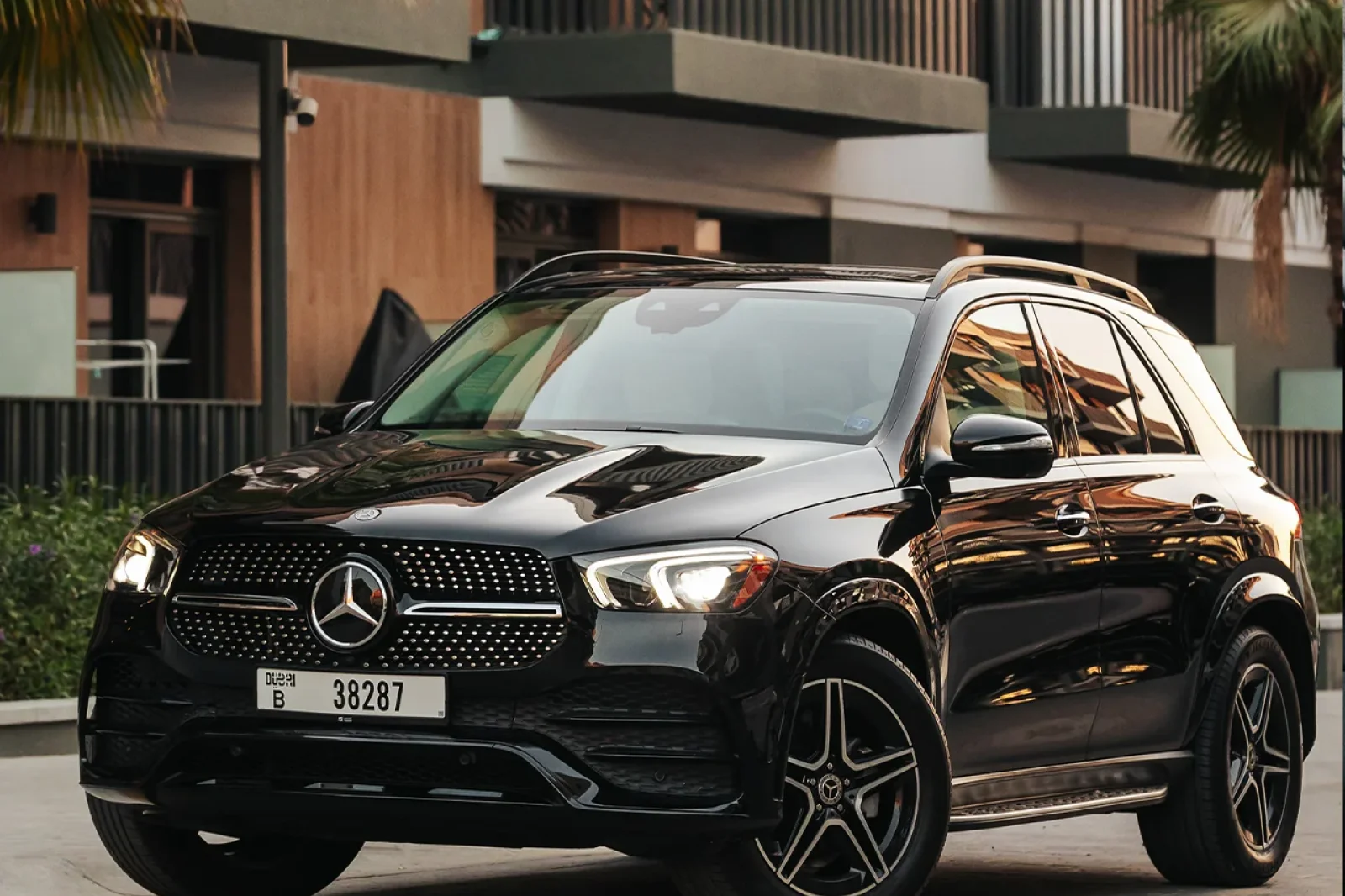 Miete Mercedes-Benz GLE 350 Schwarz 2024 in der Dubai