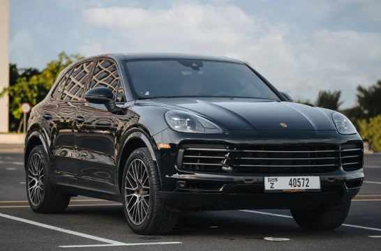 Porsche Cayenne Черный 2024