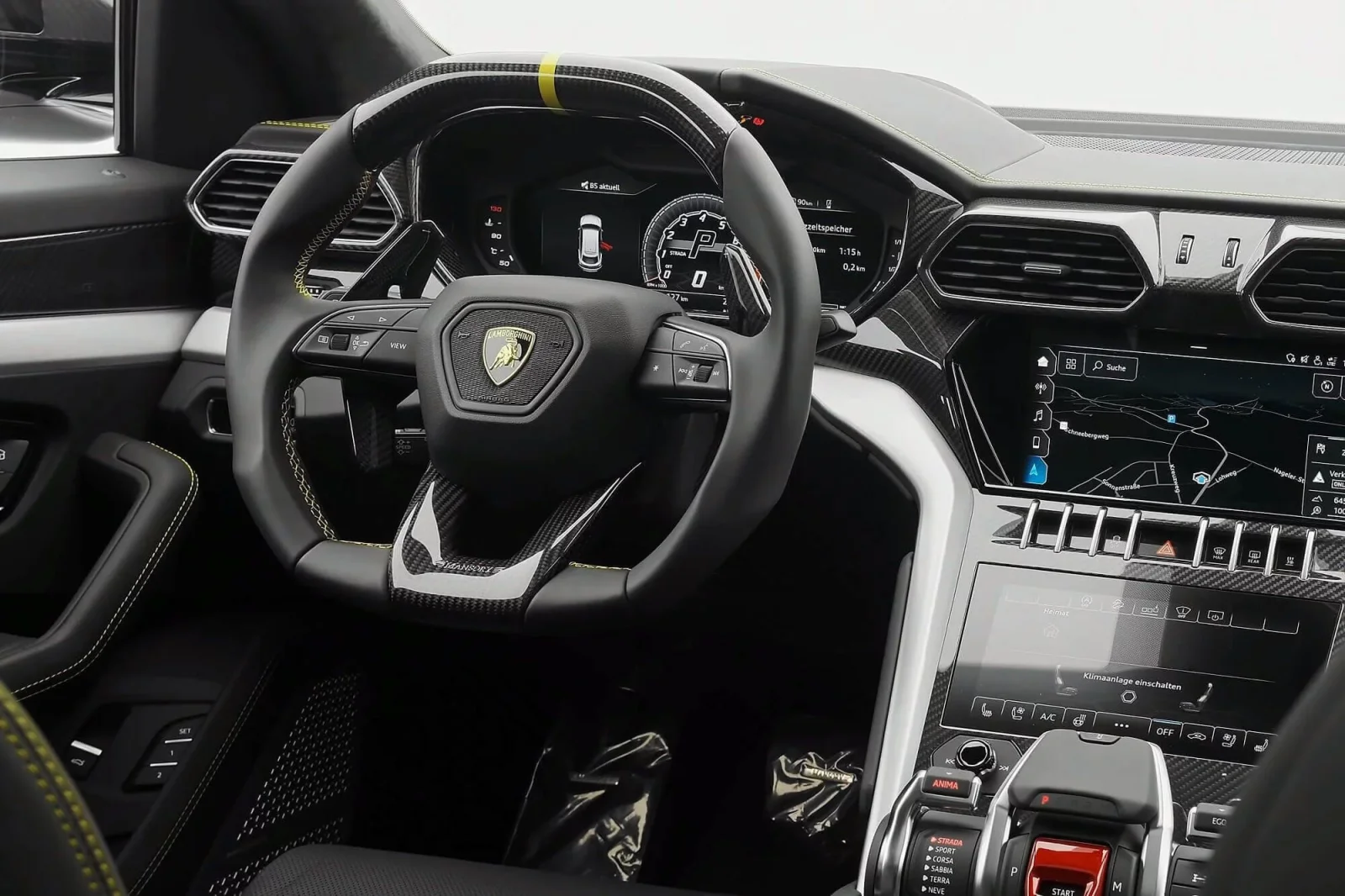 Kiralık Lamborghini Urus  Siyah 2022 içinde Dubai - 2 