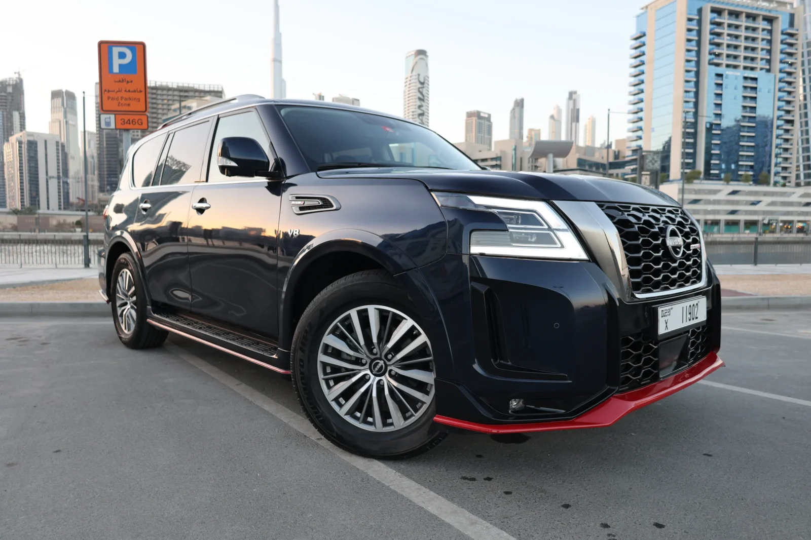 Miete Nissan Patrol Nismo Schwarz 2021 in der Dubai