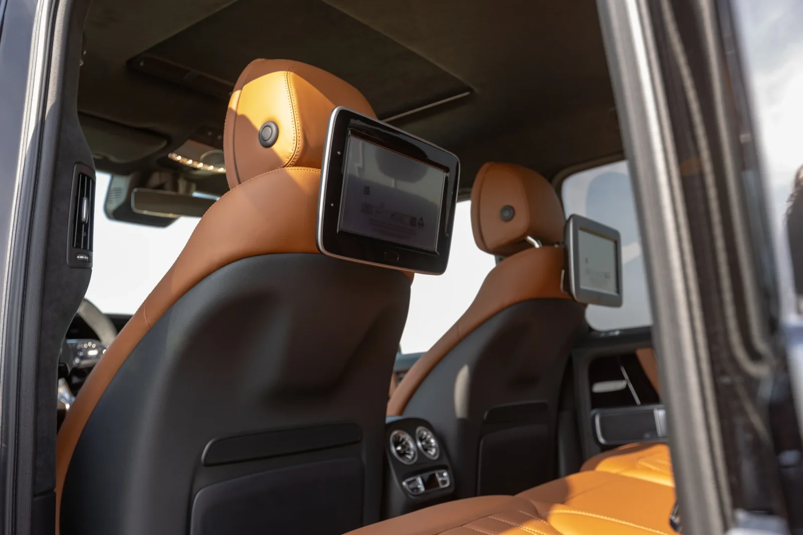 Affitto Mercedes-Benz G-Class 63 Nero 2024 in Dubai - 3 