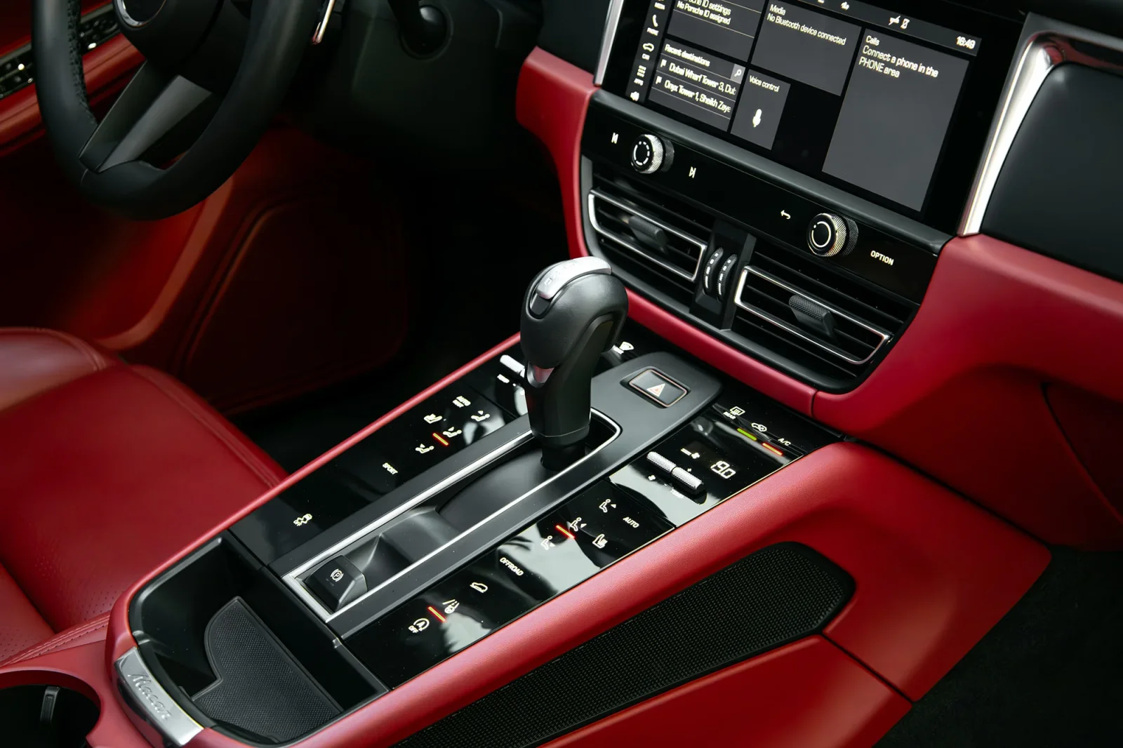 Rent Porsche Macan  Black 2024 in Dubai - 7 