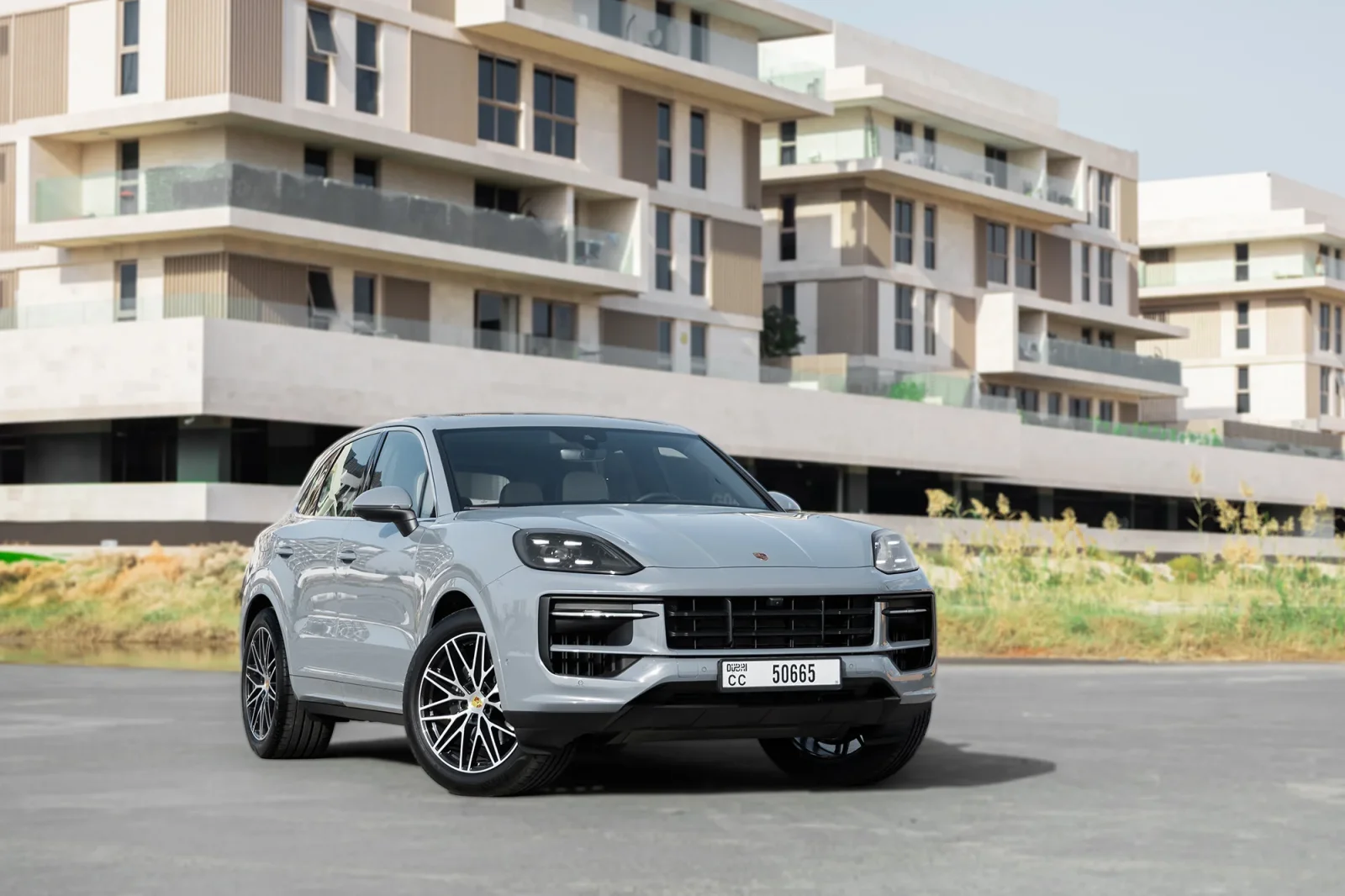 Аренда Porsche Cayenne  Серый 2024 в Дубае - 2 