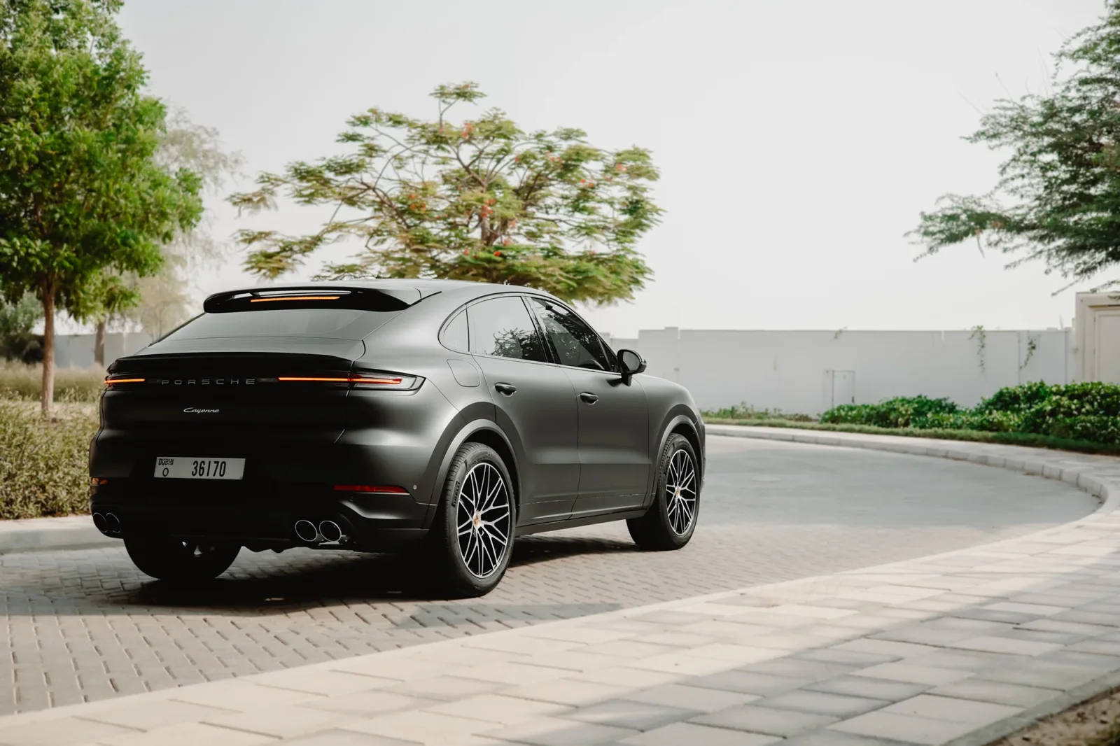 Аренда Porsche Cayenne Coupe  Черный 2024 в Дубае - 14 