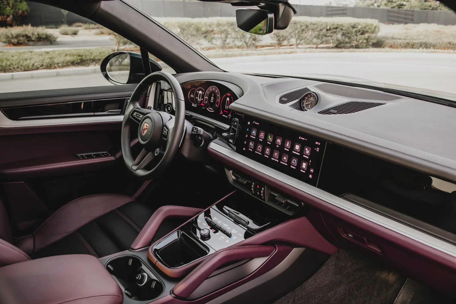 Аренда Porsche Cayenne Coupe  Черный 2024 в Дубае - 4 