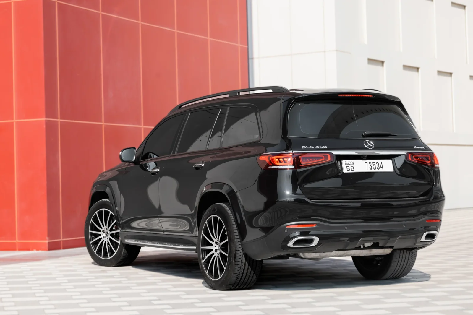 Huren Mercedes-Benz GLS-Class 450 Zwart 2023 in Dubai - 8 