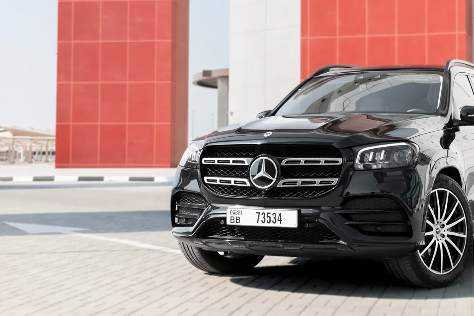 Huren Mercedes-Benz GLS-Class 450 Zwart 2023 in Dubai - 3 