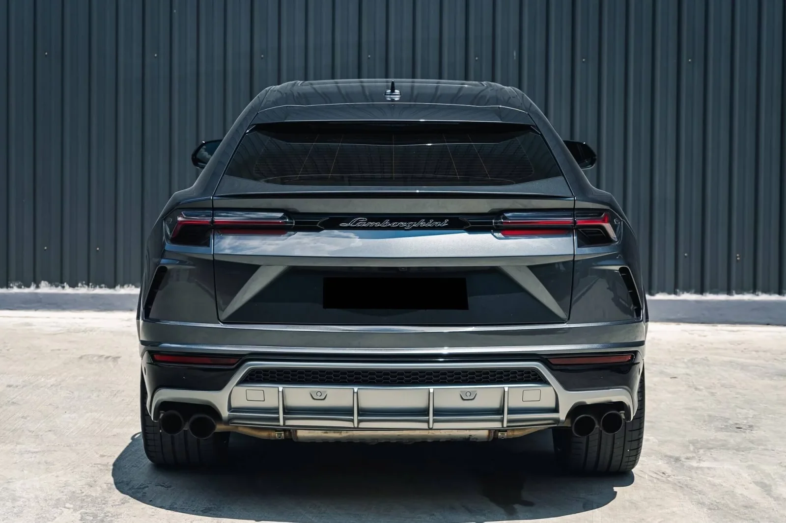 Alquiler Lamborghini Urus  Gris 2022 en Dubái - 5 