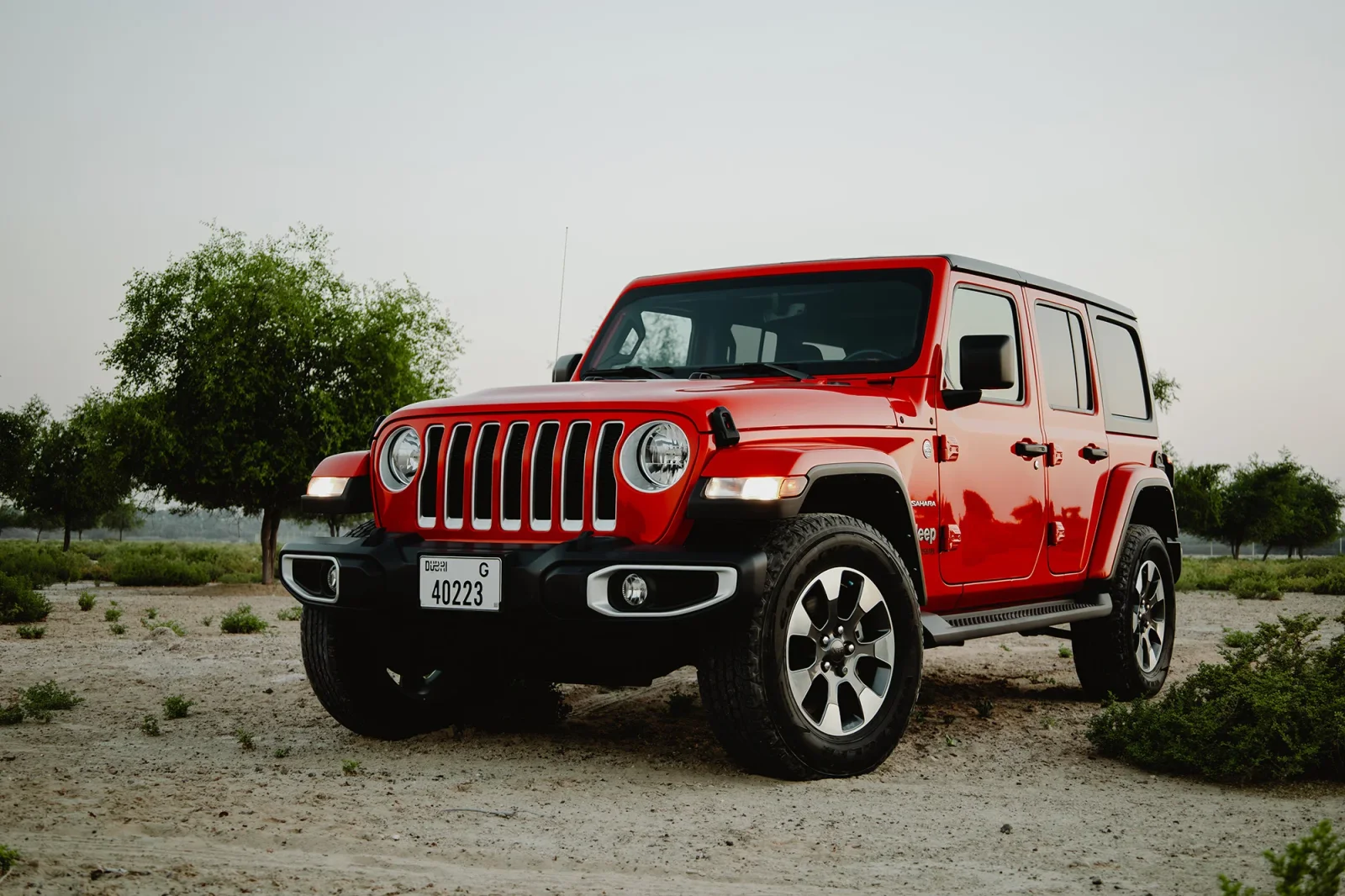 Loyer Jeep Wrangler  Rouge 2022 en Dubai