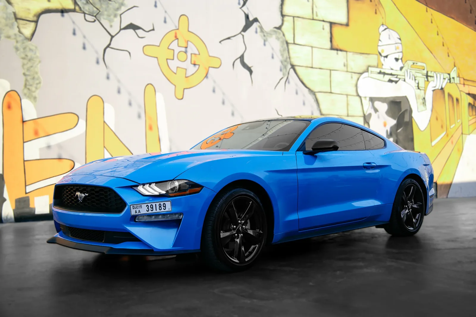 Kiralık Ford Mustang  Mavi 2023 içinde Dubai