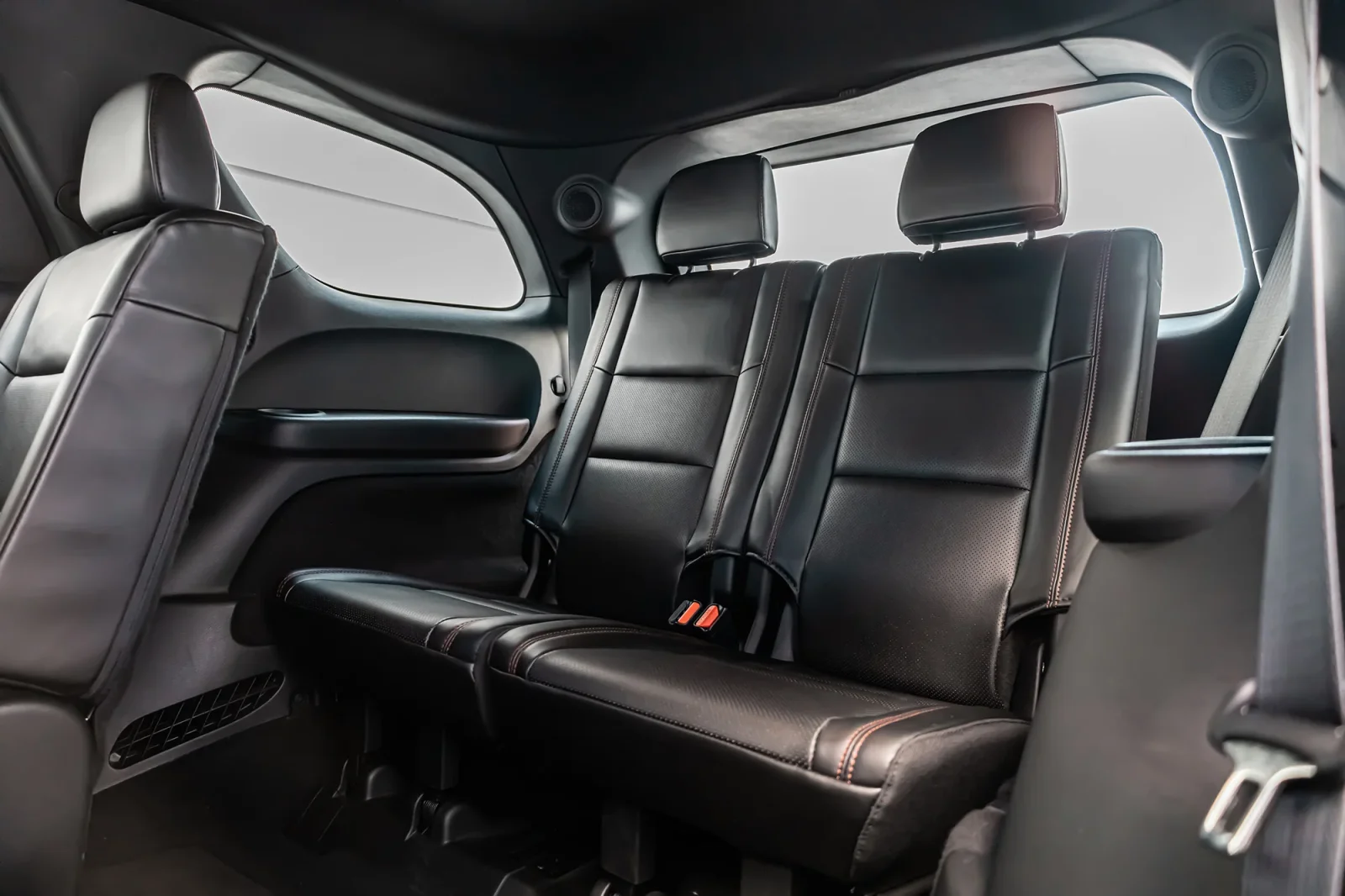 Loyer Dodge Durango  Gris 2023 en Dubai - 7 