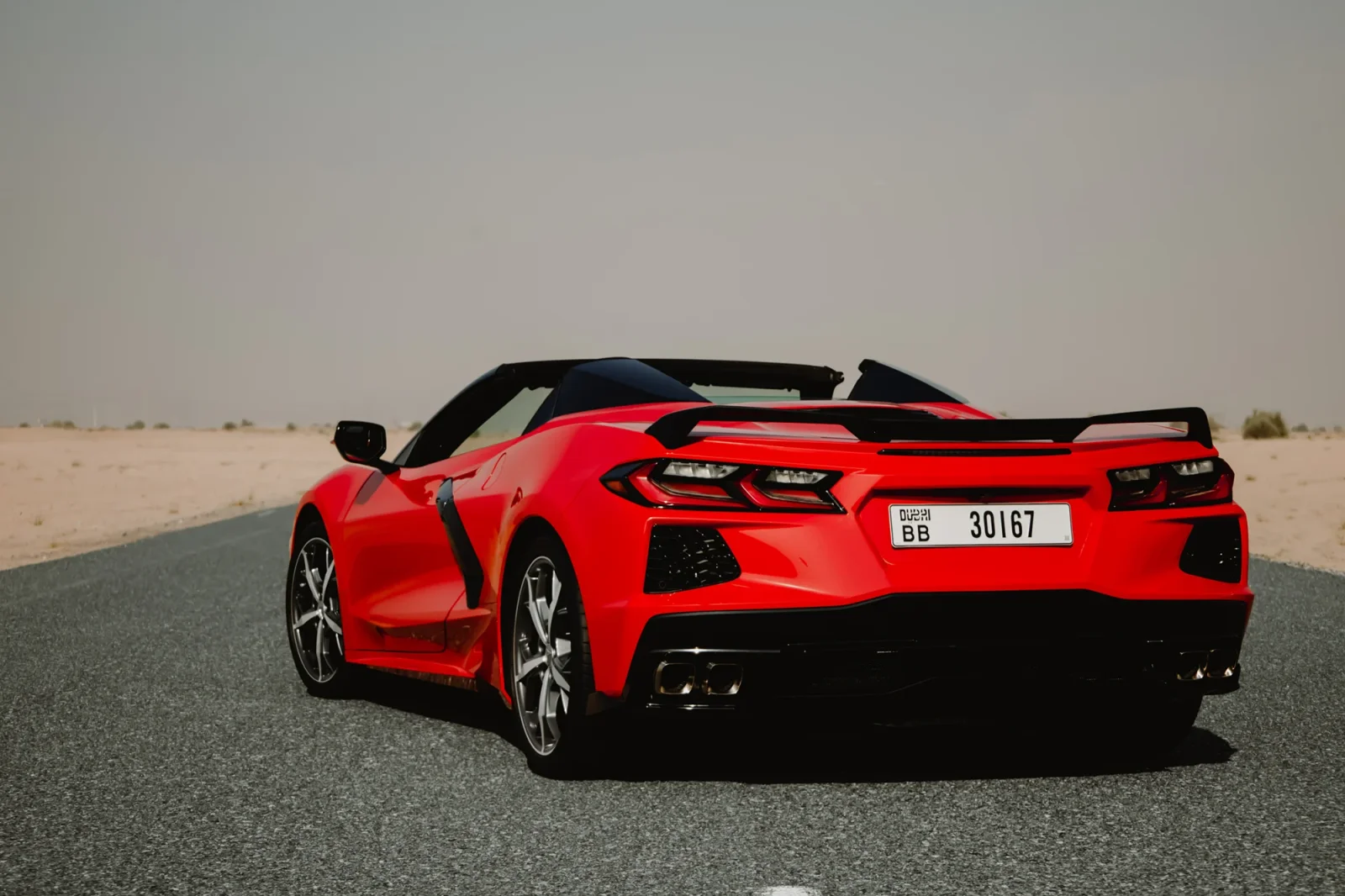 Miete Chevrolet Corvette  Rot 2022 in der Dubai - 8 
