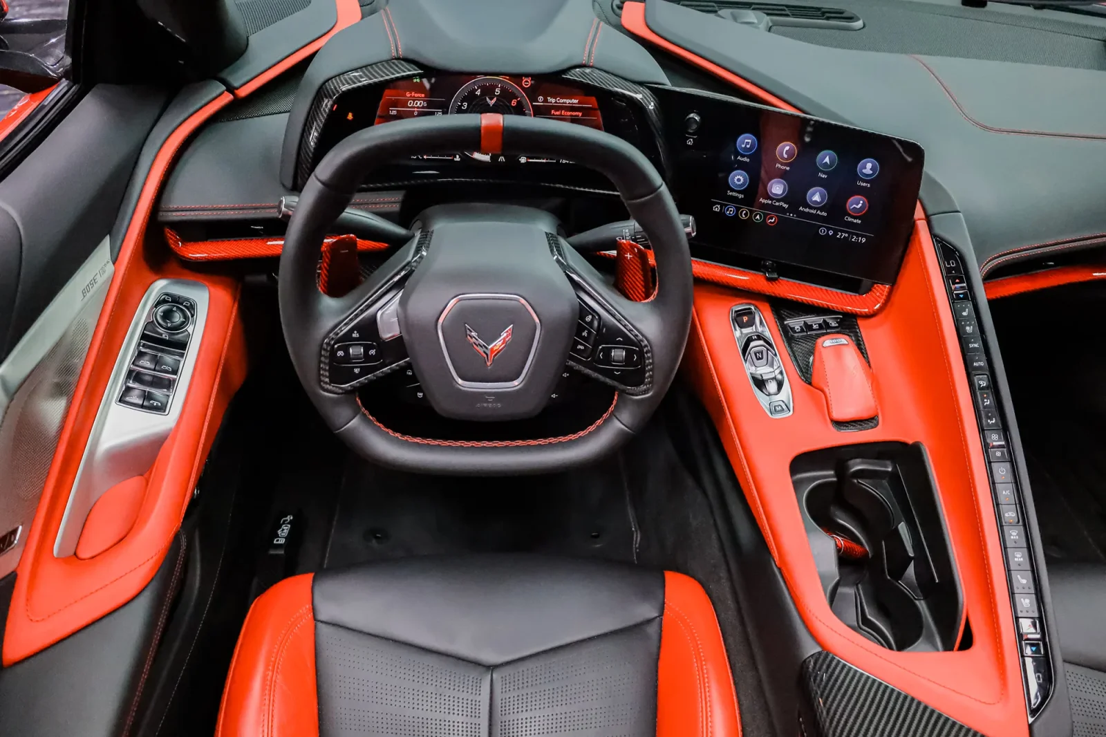 Miete Chevrolet Corvette  Rot 2022 in der Dubai - 3 