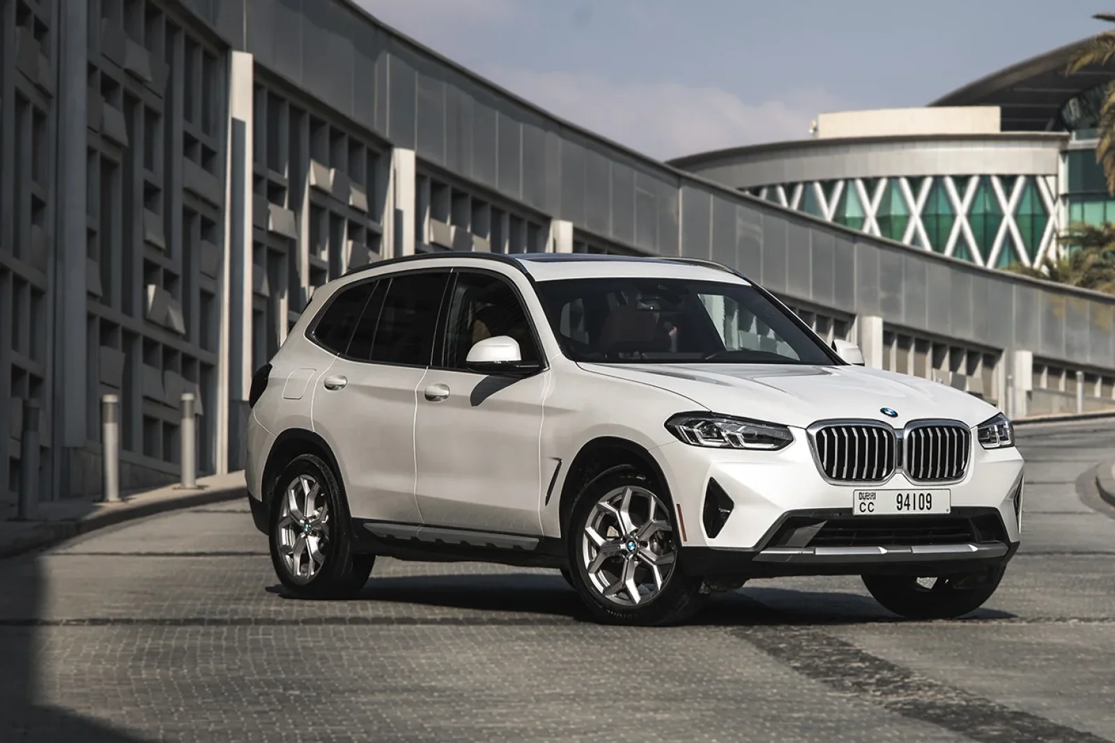 Loyer BMW X3  Blanc 2022 en Dubai