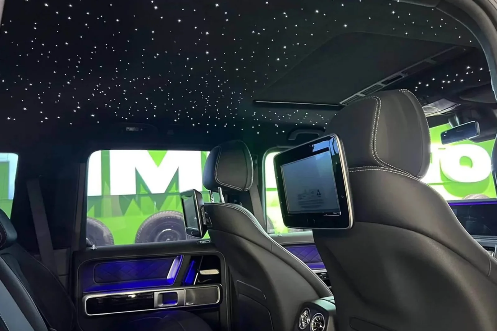 Huren Mercedes-Benz G-Class G63 AMG Brabus 800 Zwart 2022 in Dubai - 5 