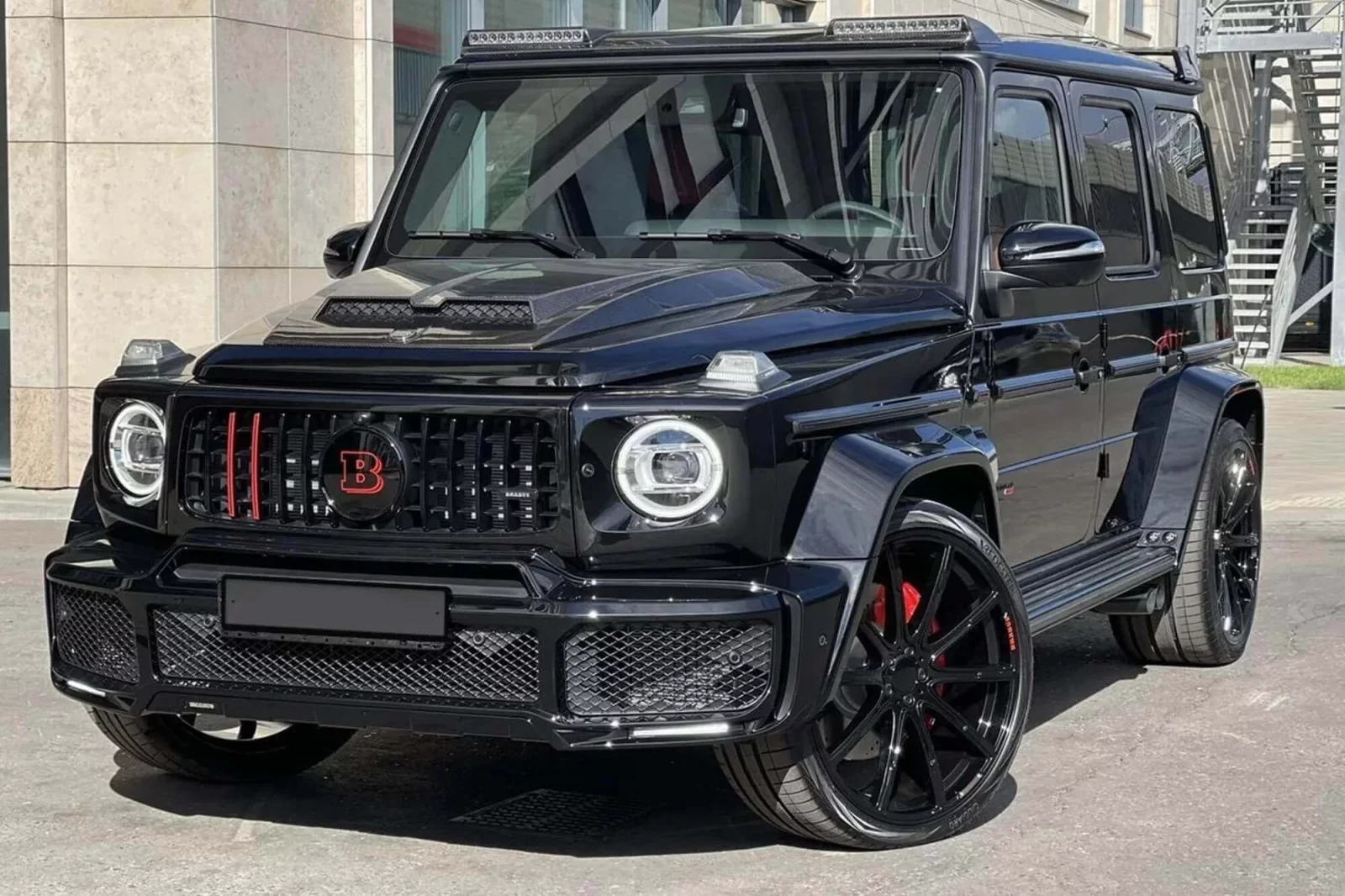 Kiralık Mercedes-Benz G-Class G63 AMG Brabus 800 Siyah 2022 içinde Dubai