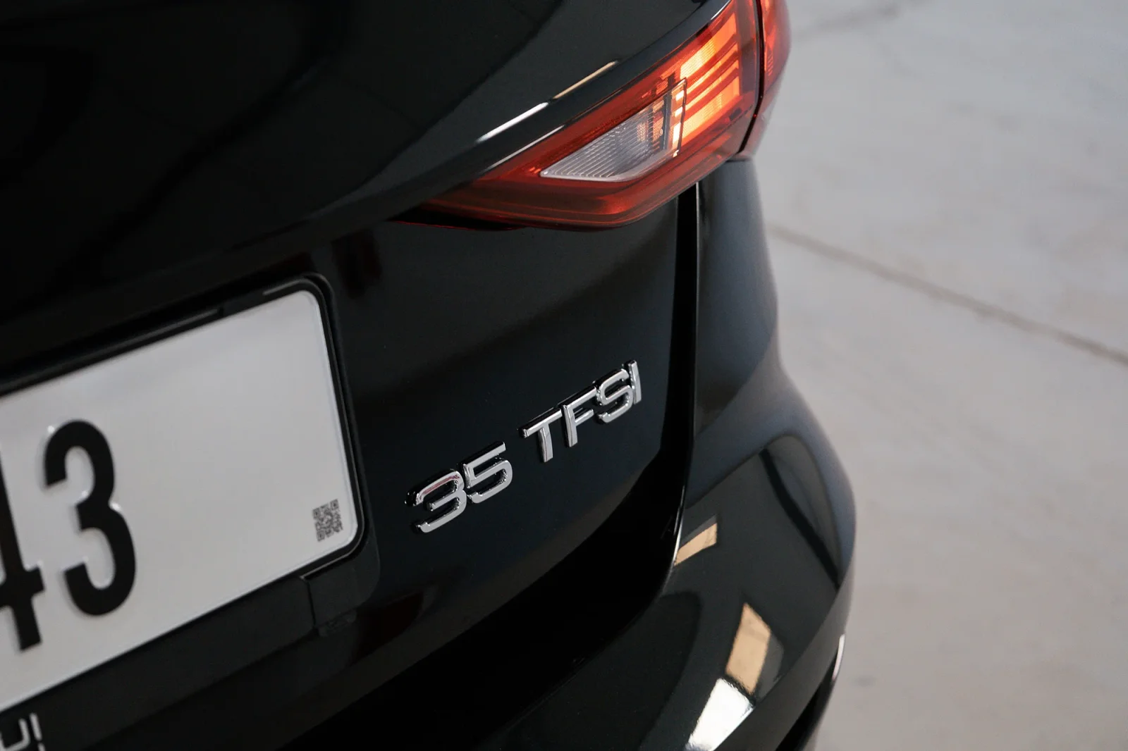 Affitto Audi A3  Nero 2023 in Dubai - 8 