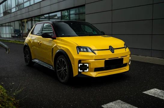 Renault 5 Giallo 2025