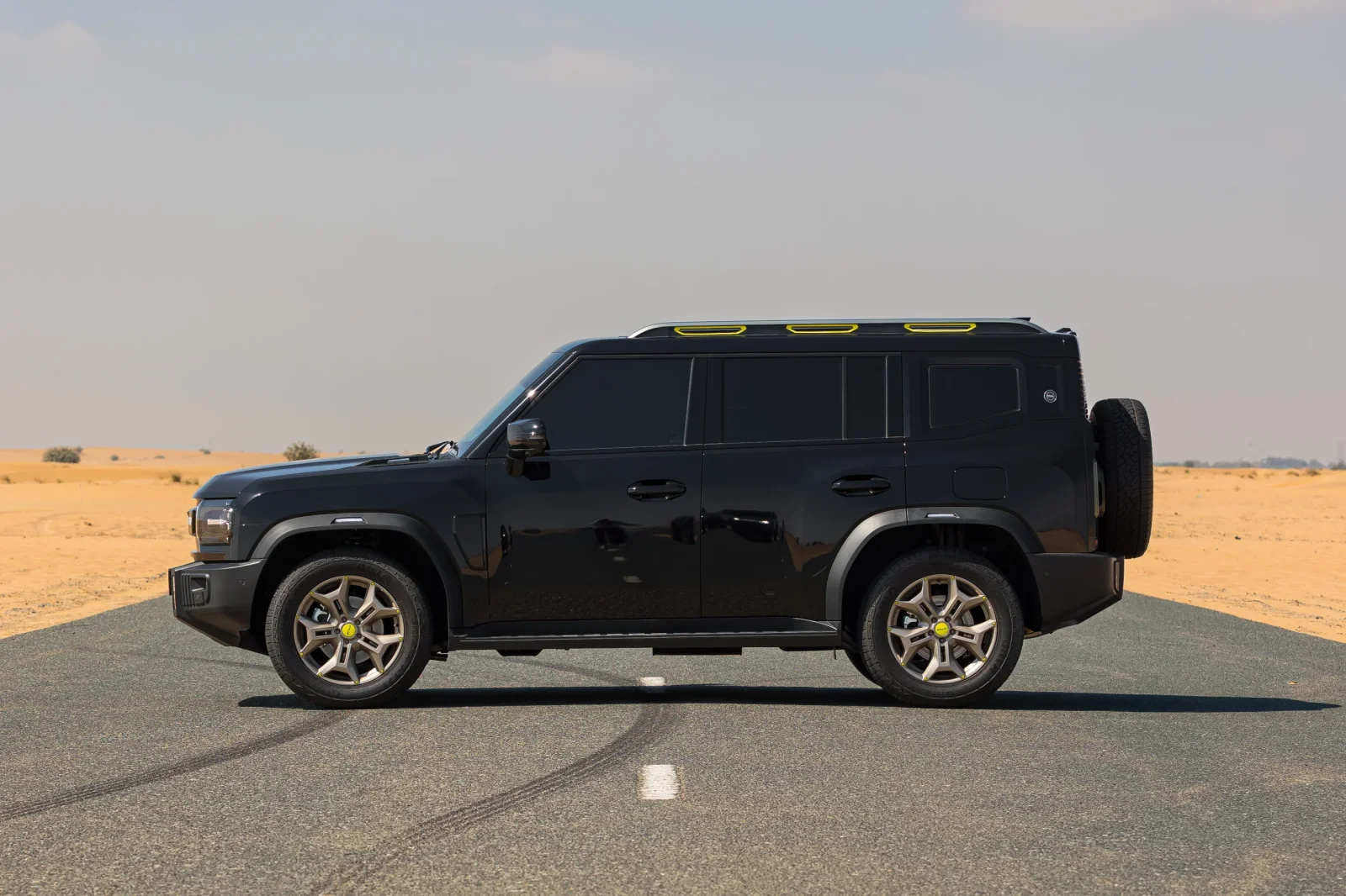 Miete Jetour T2  Schwarz 2024 in der Dubai - 19 