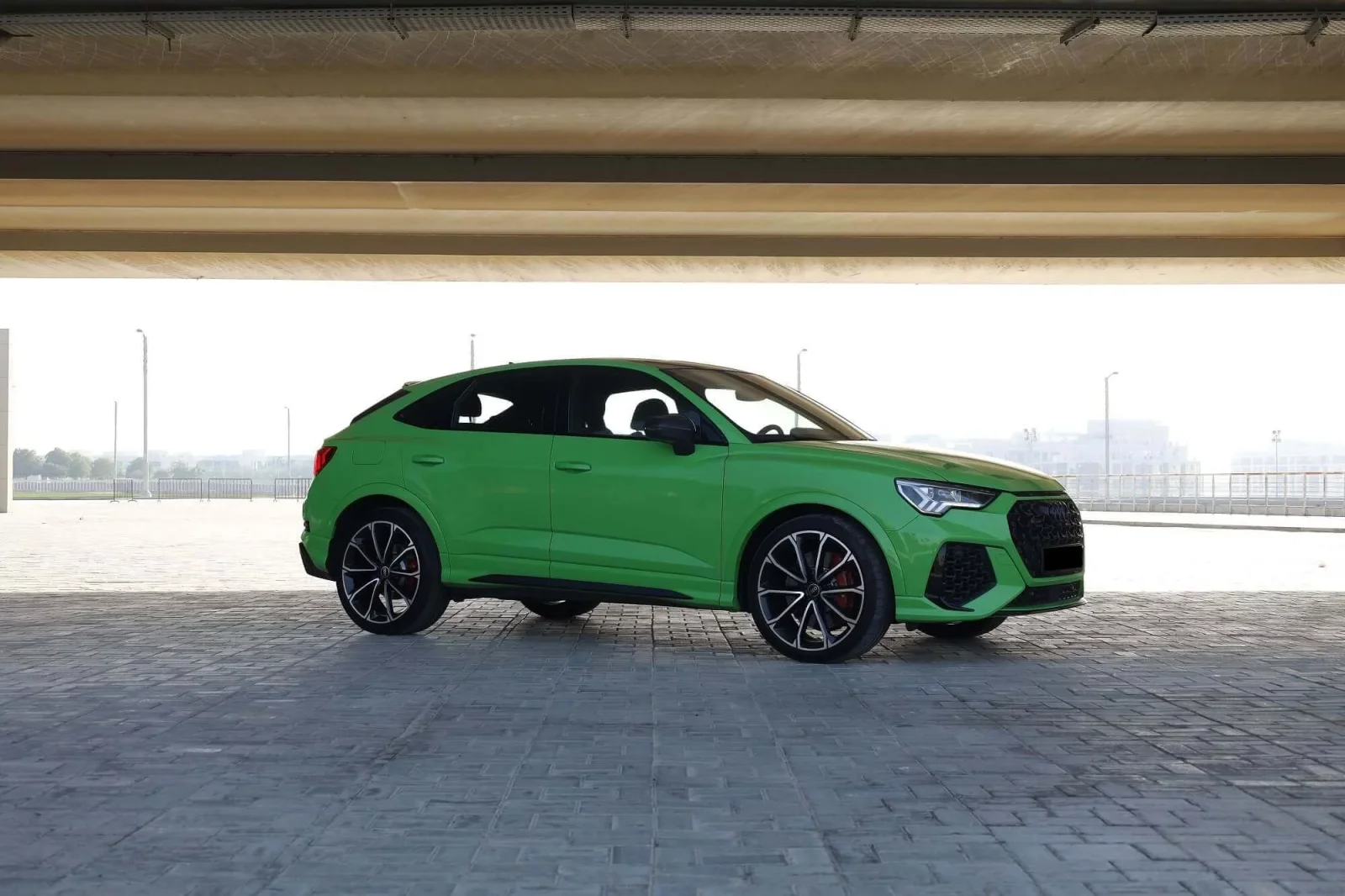 Miete Audi RS Q3  Grün 2021 in der Dubai