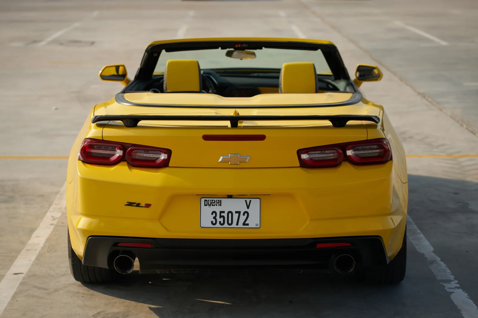 Kiralık Chevrolet Camaro  Sarı 2023 içinde Dubai - 5 