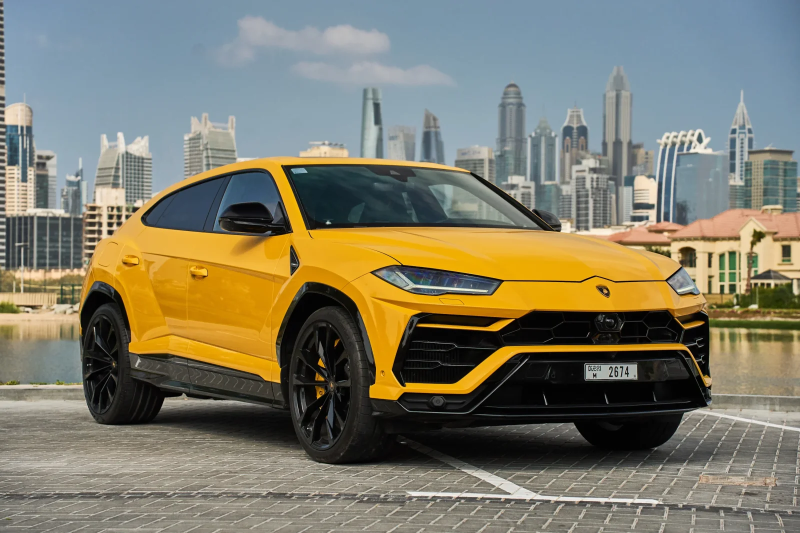 Affitto Lamborghini Urus  Giallo 2022 in Dubai