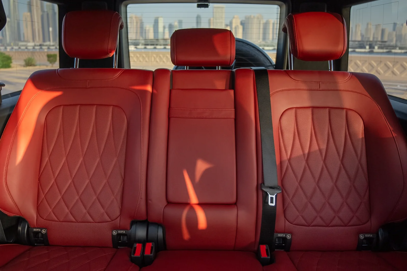 Huren Mercedes-Benz G-Class 63 AMG Zwart 2021 in Dubai - 5 