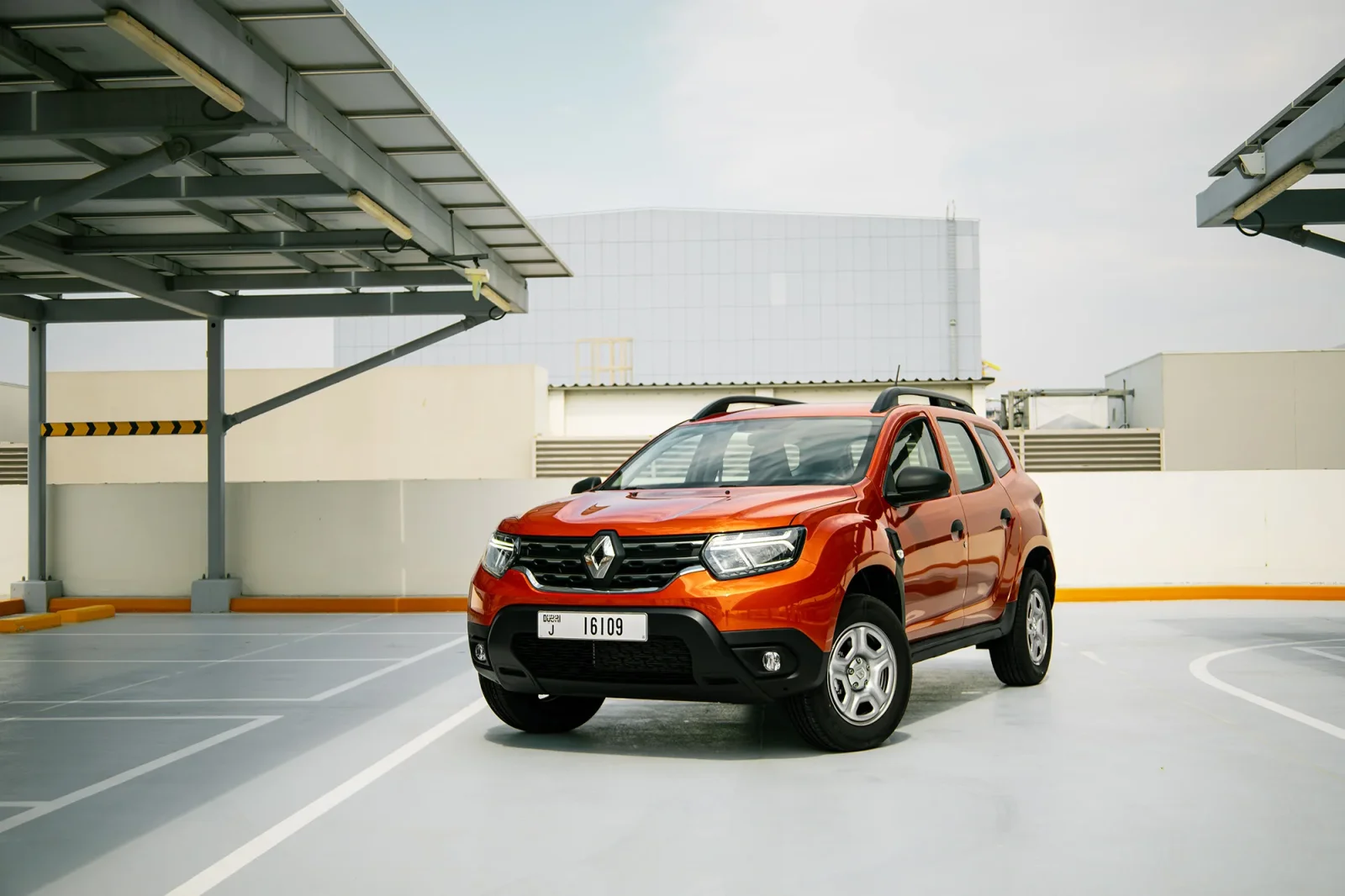 Alquiler Renault Duster  Naranja 2025 en Dubái - 11 