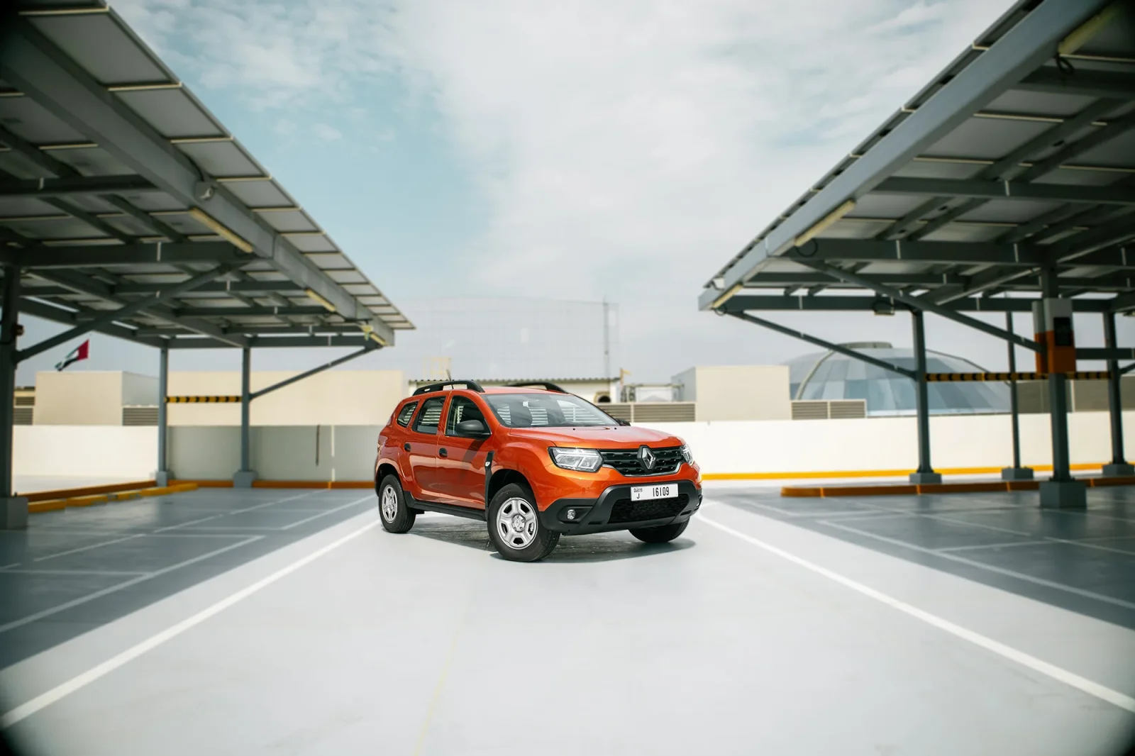 Alquiler Renault Duster  Naranja 2025 en Dubái - 10 