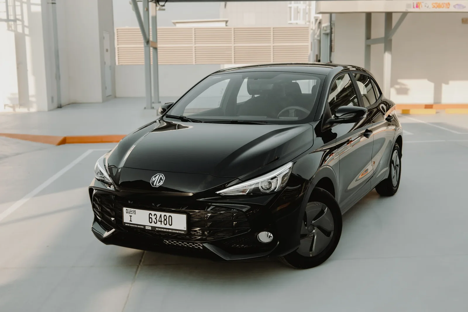 Huren MG 3  Zwart 2025 in Dubai - 2 