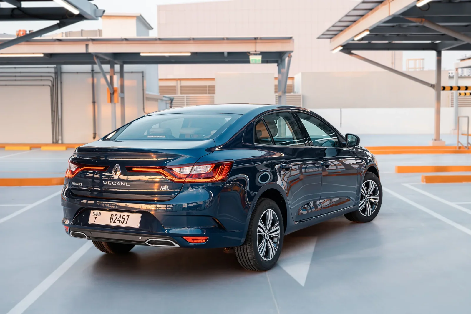 Аренда Renault Megane  Синий 2025 в Дубае - 7 