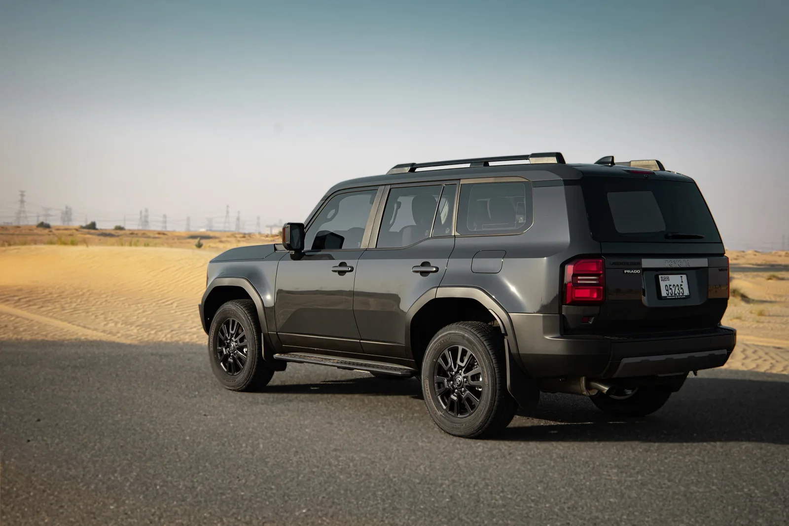 Аренда Toyota Land Cruiser Prado 250 Серый 2025 в Дубае - 11 