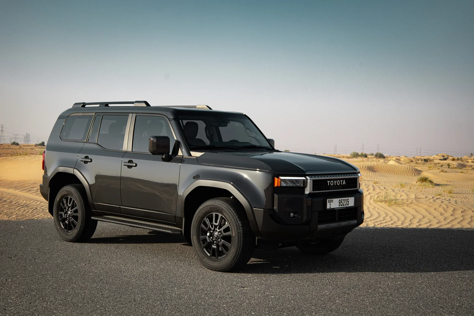 Аренда Toyota Land Cruiser Prado 250 Серый 2025 в Дубае - 10 