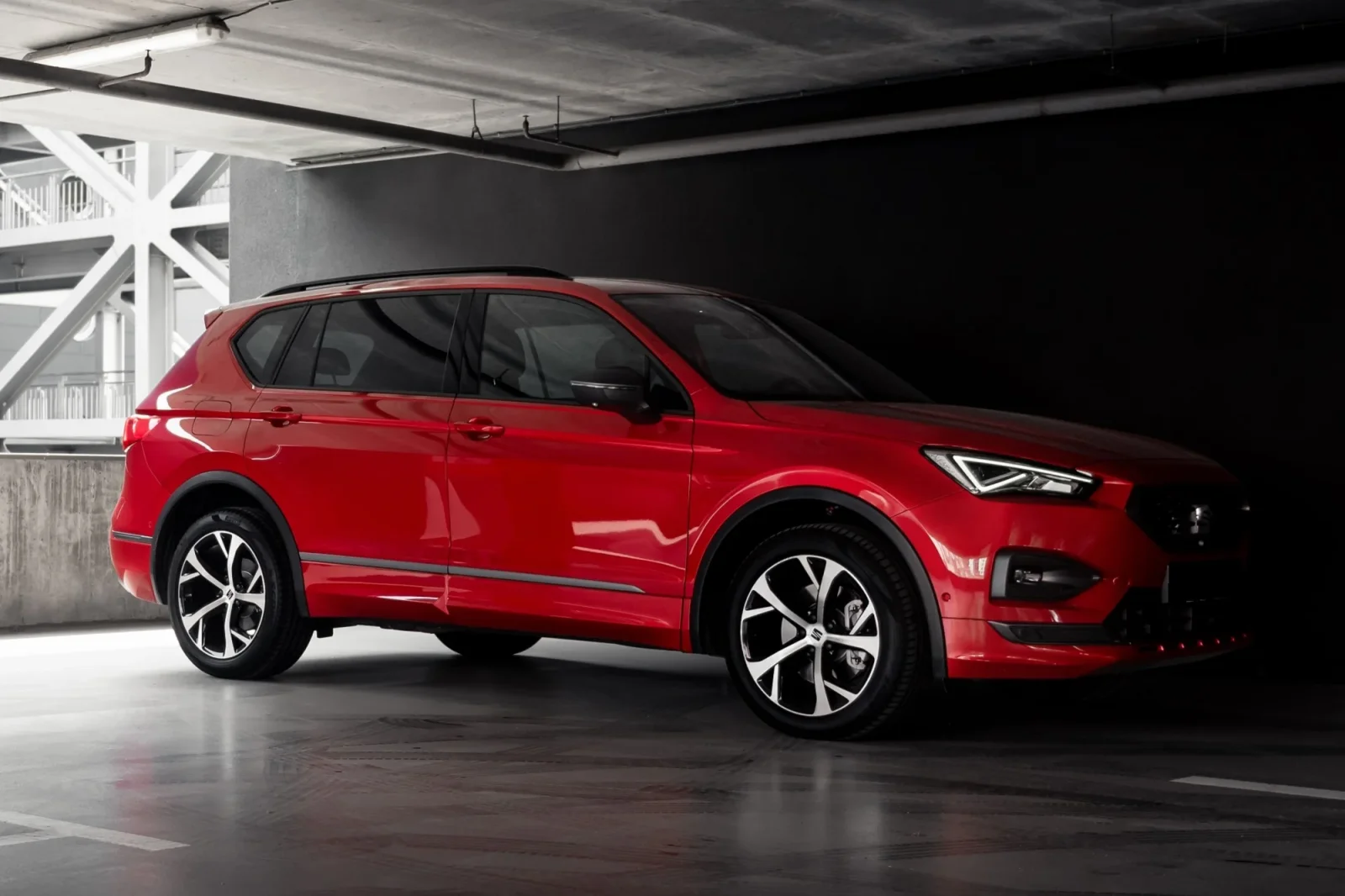 Аренда SEAT Tarraco  Красный 2021 в Дубае - 7 