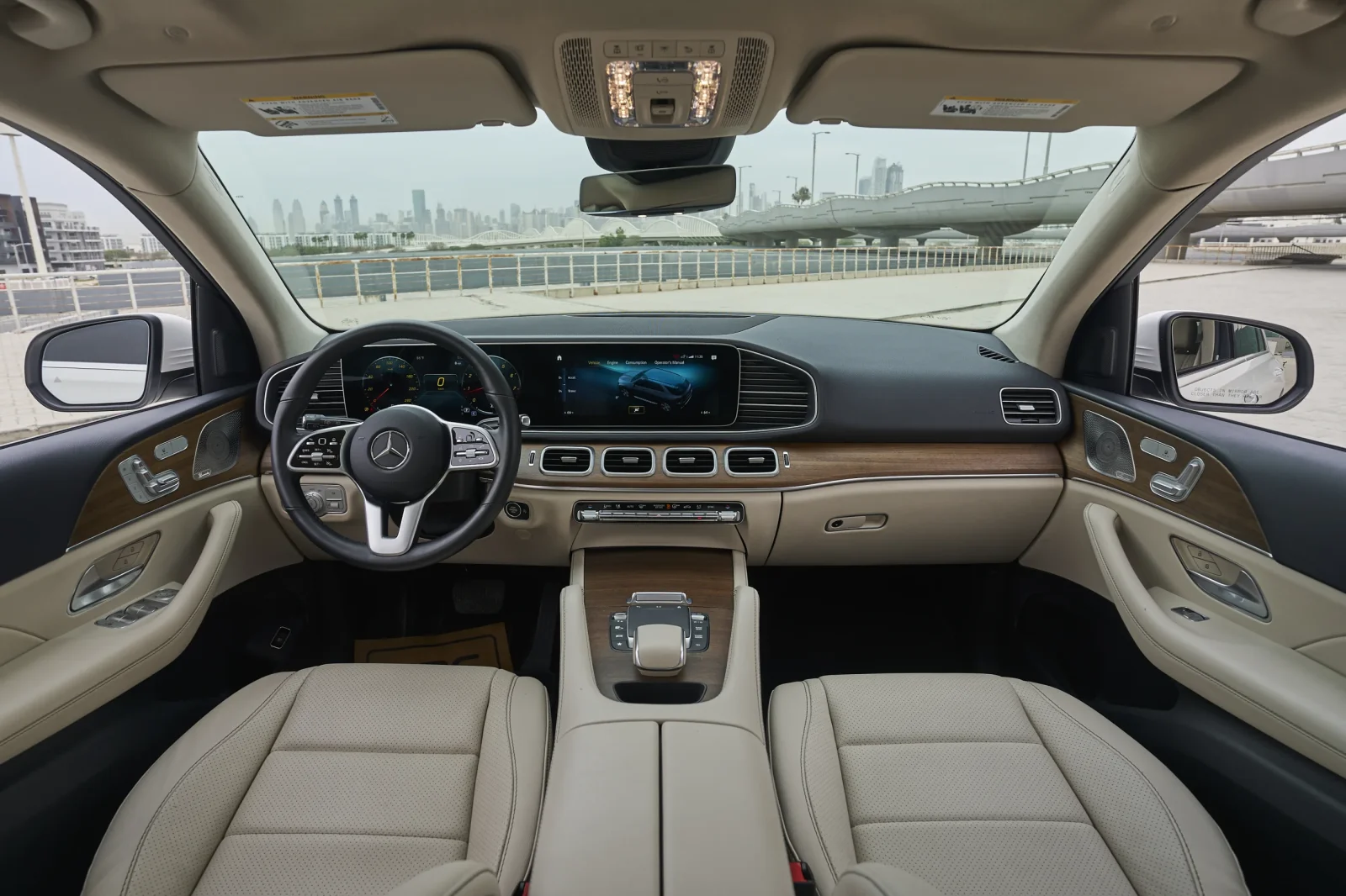 Loyer Mercedes-Benz GLE 350 Blanc 2022 en Dubai - 4 