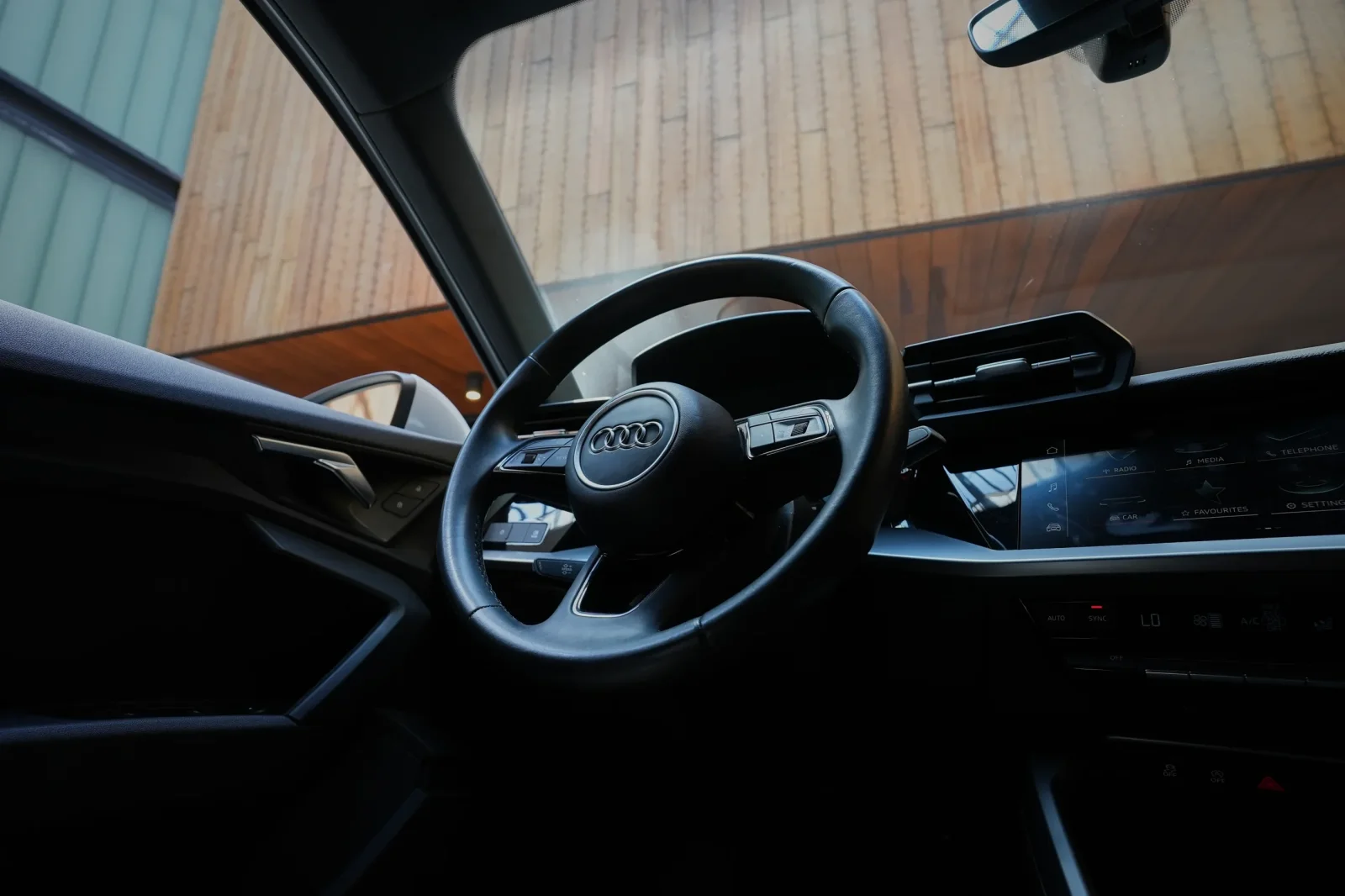 Alquiler Audi A3 White Blanco 2023 en Dubái - 4 