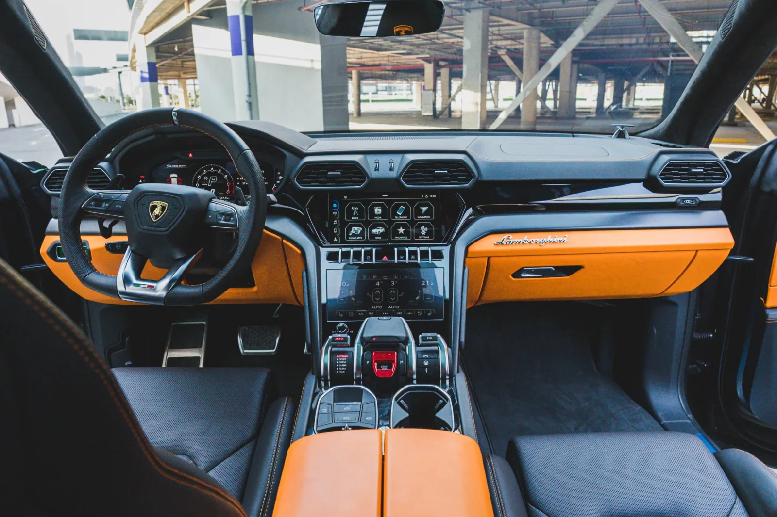 Loyer Lamborghini Urus Green Vert 2023 en Dubai - 2 