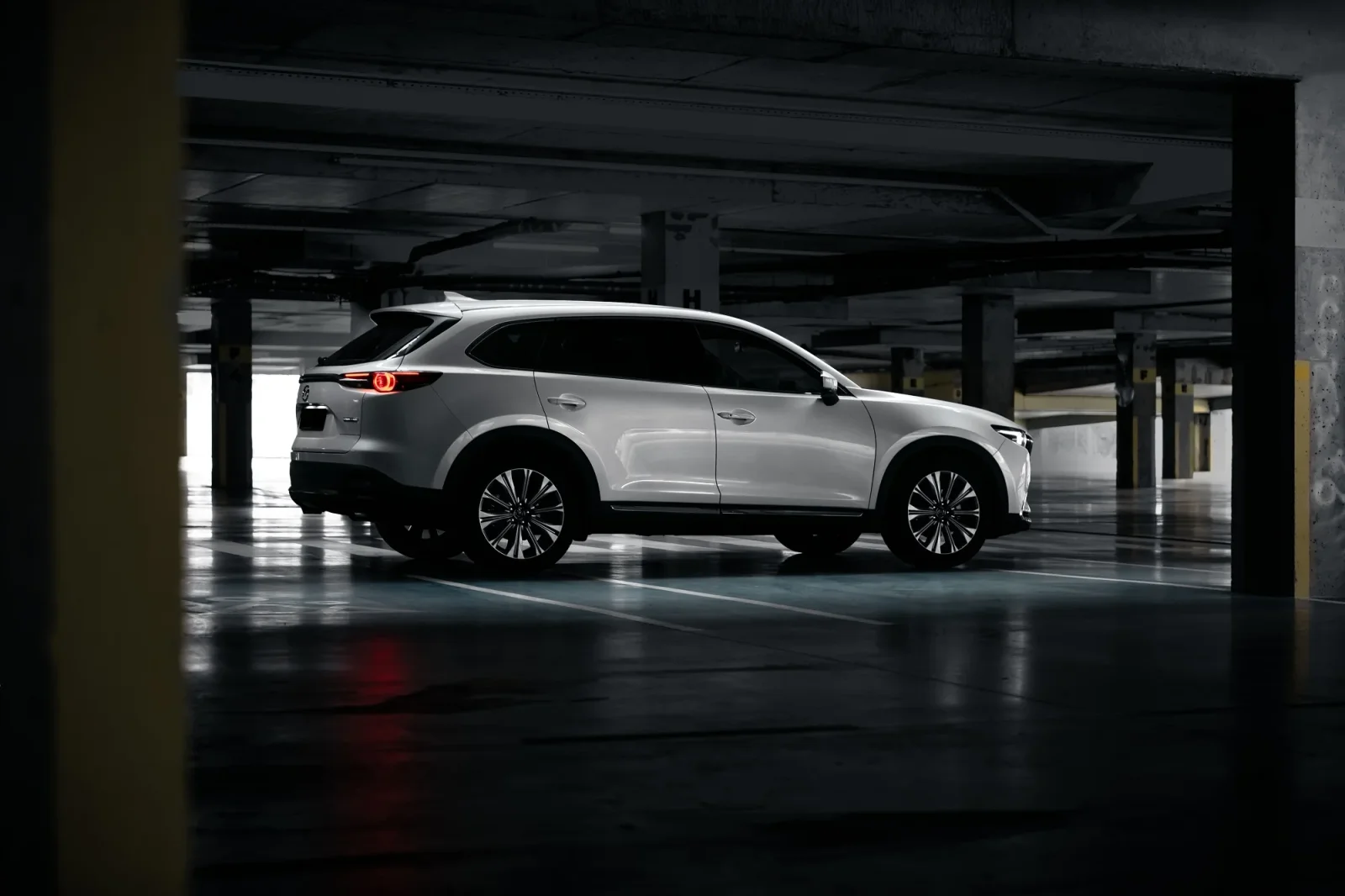 Huren Mazda CX-9  Wit 2021 in Dubai - 6 