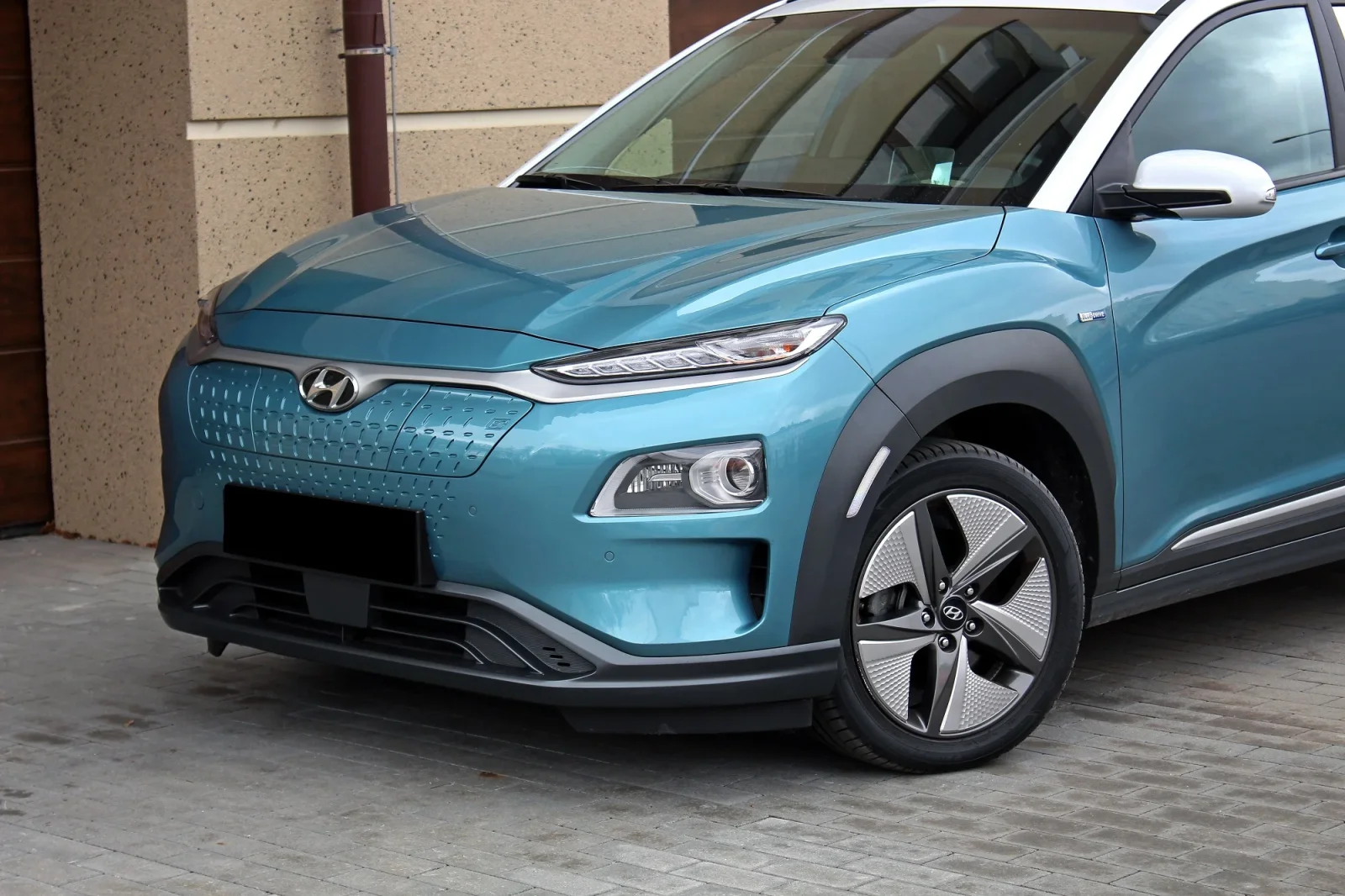 Alquiler Hyundai Kona Premium Azul 2020 en Dubái - 9 