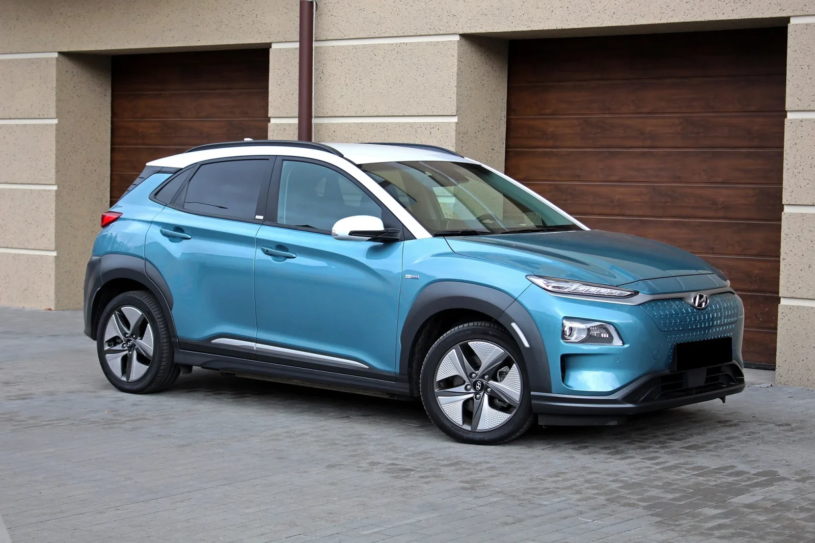Alquiler Hyundai Kona Premium Azul 2020 en Dubái - 5 