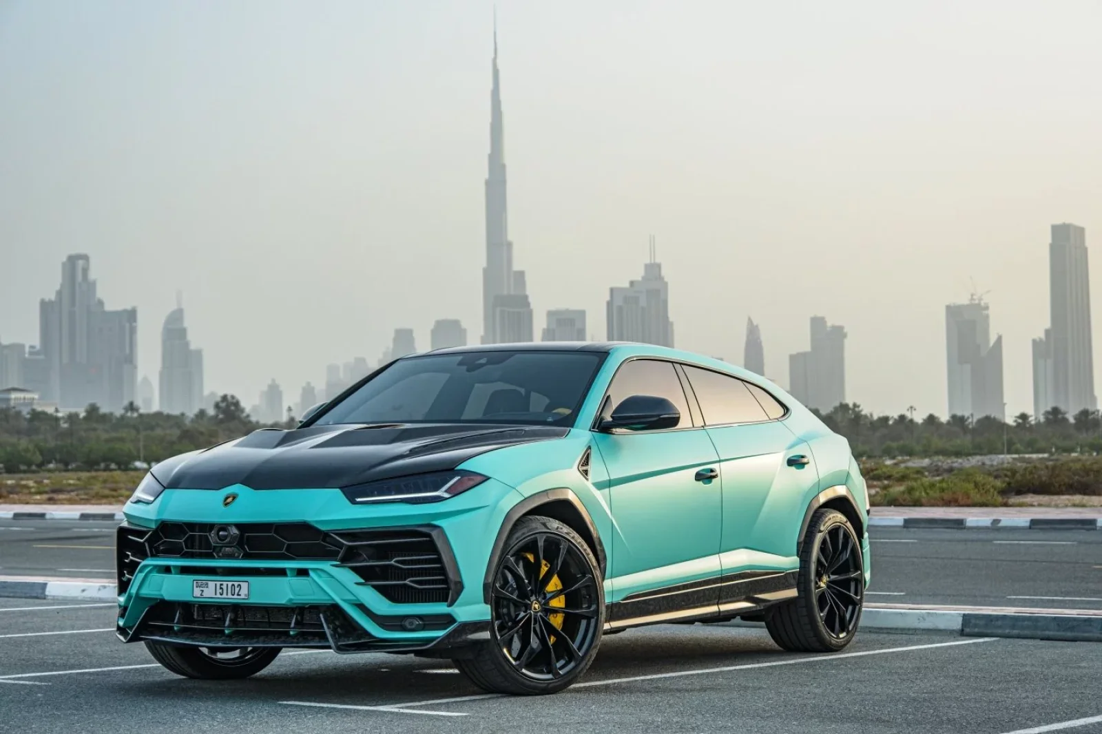 Loyer Lamborghini Urus  Cyan 2023 en Dubai