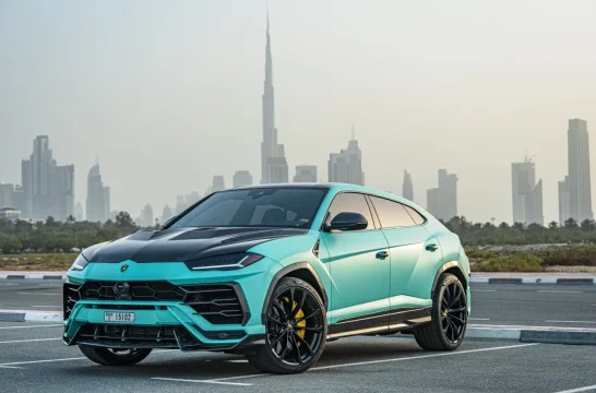 Lamborghini Urus Camgöbeği 2023