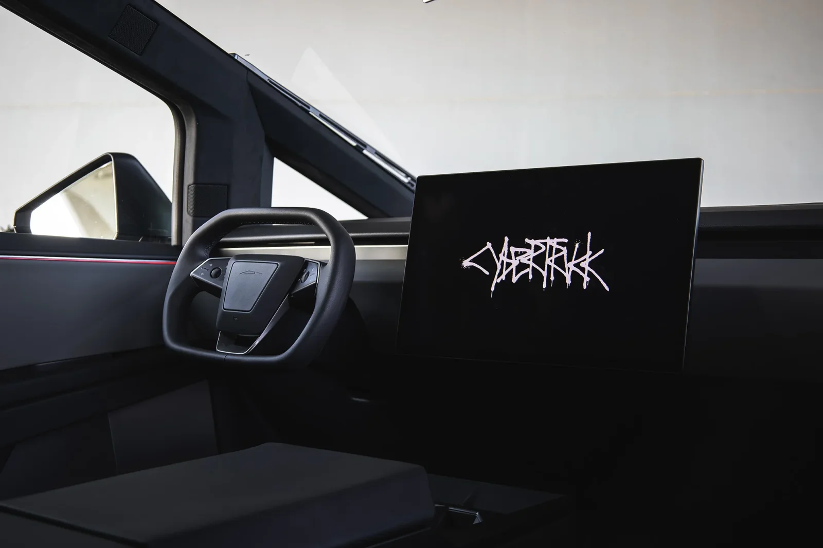 Huren Tesla Cybertruck  Zilver 2024 in Dubai - 4 