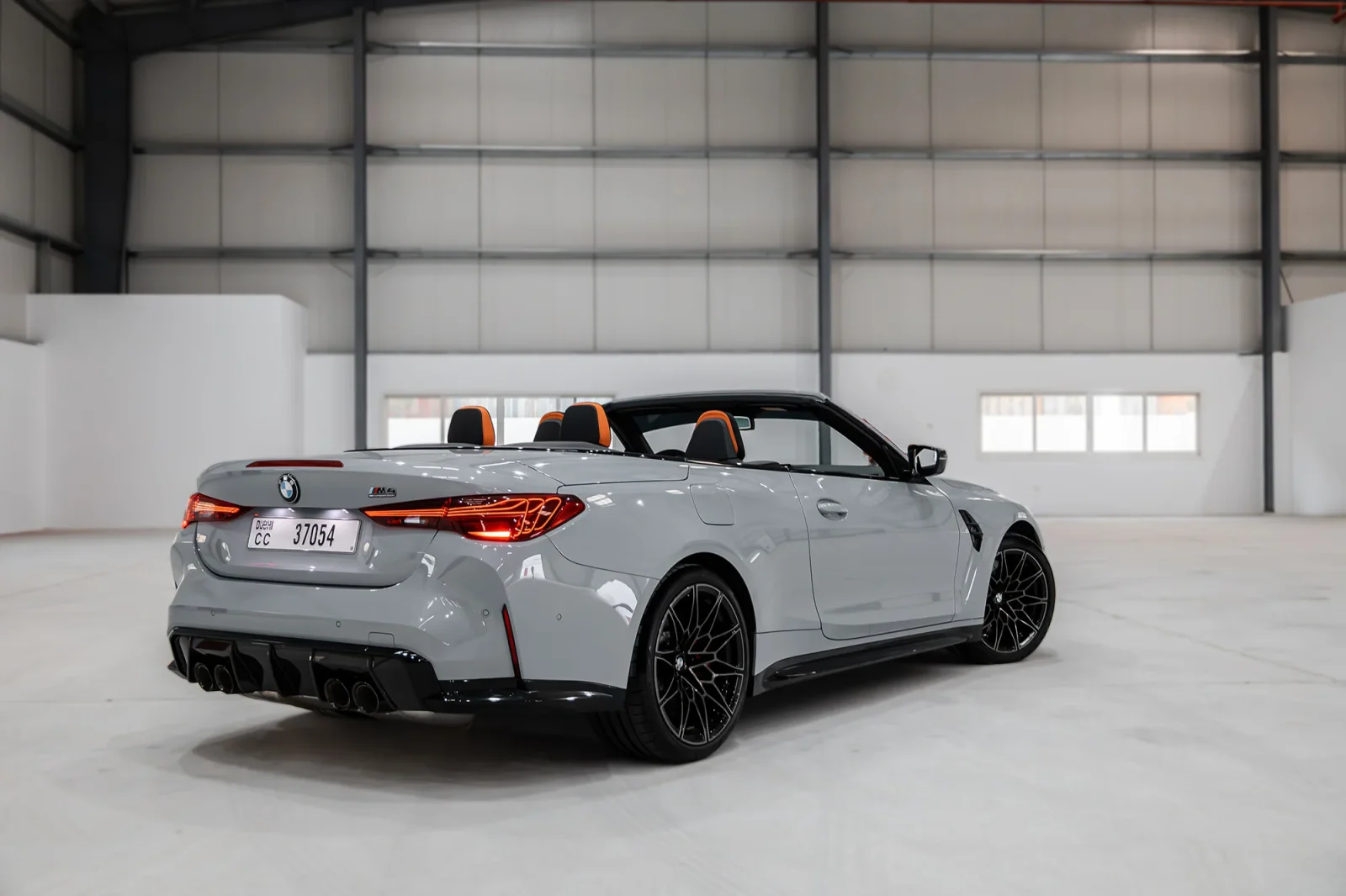 Аренда BMW M4 Competition Серый 2025 в Дубае - 10 