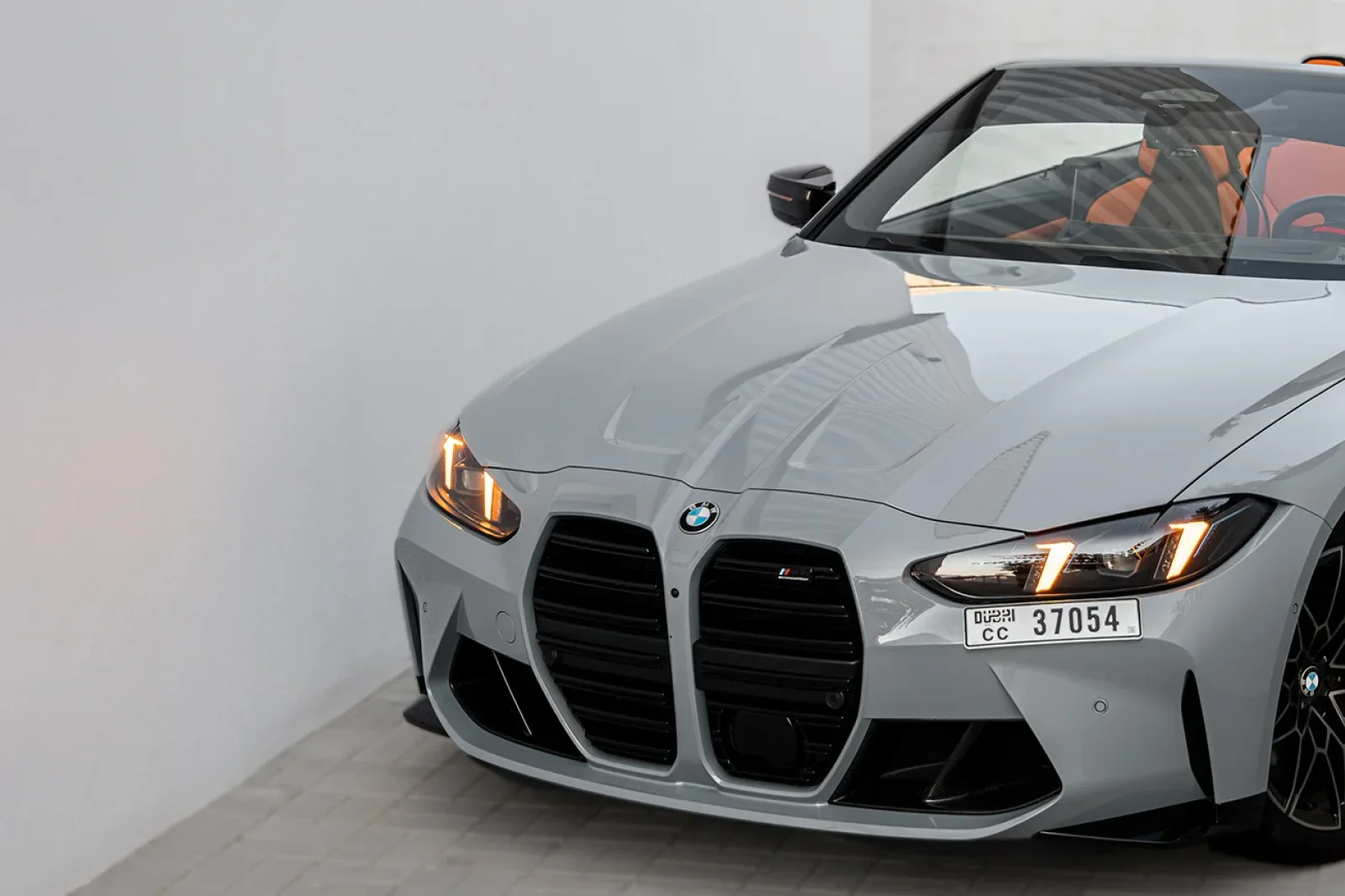 Аренда BMW M4 Competition Серый 2025 в Дубае - 2 
